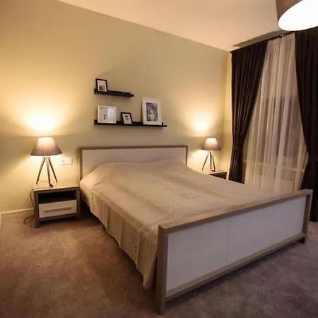 Doma Laukums In The Heart Of 3 Apartment *