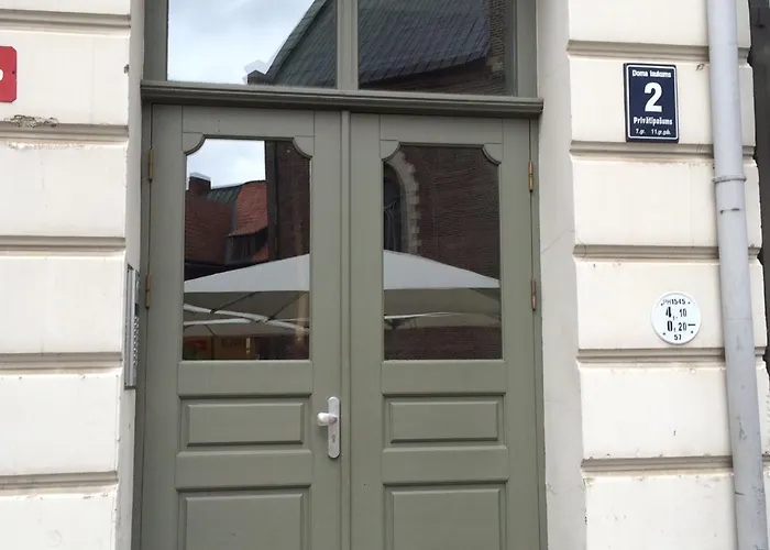 Doma Laukums In The Heart Of 3 Apartament *